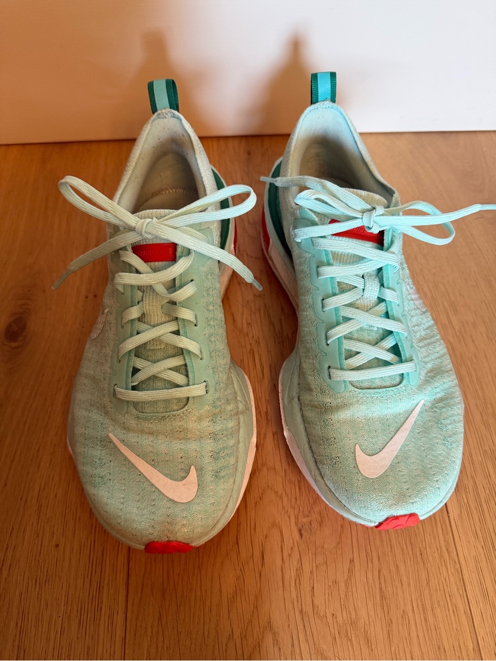 Nike Women’s Teal Mint Athletic Running Shoes with White Swoosh